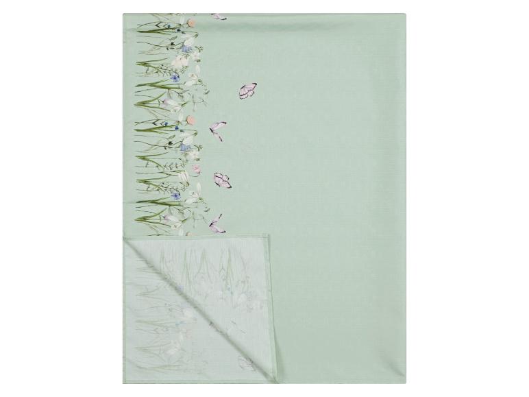 Nappe vert clair avec motif floral et papillons