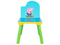 Une chaise pour enfant avec le motif Peppa Pig et des pieds verts.