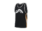 Débardeur de basket noir Crivit avec des détails blancs et orange.