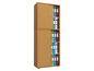 Une armoire en bois avec des portes coulissantes remplie de classeurs.
