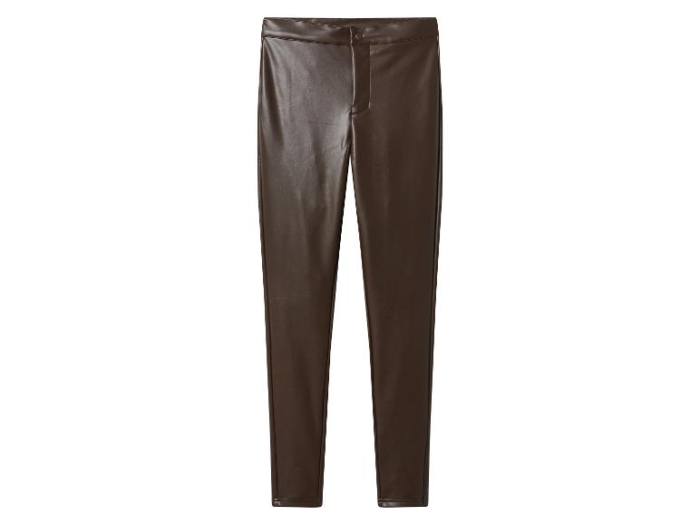 Pantalon marron en similicuir taille haute et coupe slim.