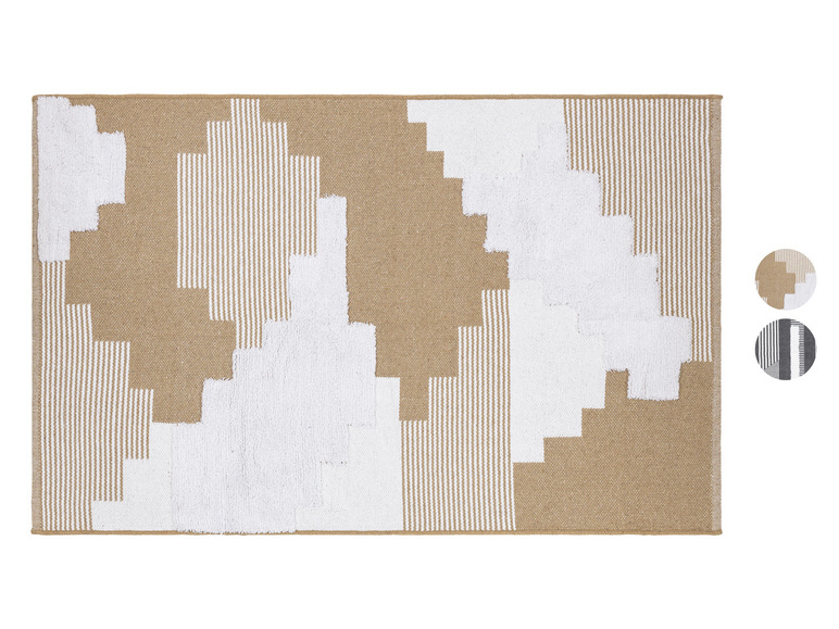 Tapis beige et blanc à rayures avec un motif géométrique.