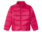 Une veste d'hiver rose à manches longues