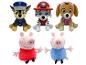 Figurines en peluche de Pat' Patrouille et Peppa Pig.