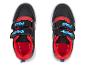 Des baskets noires avec des accents rouges et des logos Spider-Man.