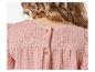 Robe rose en mousseline pour enfant, boutons en bois.