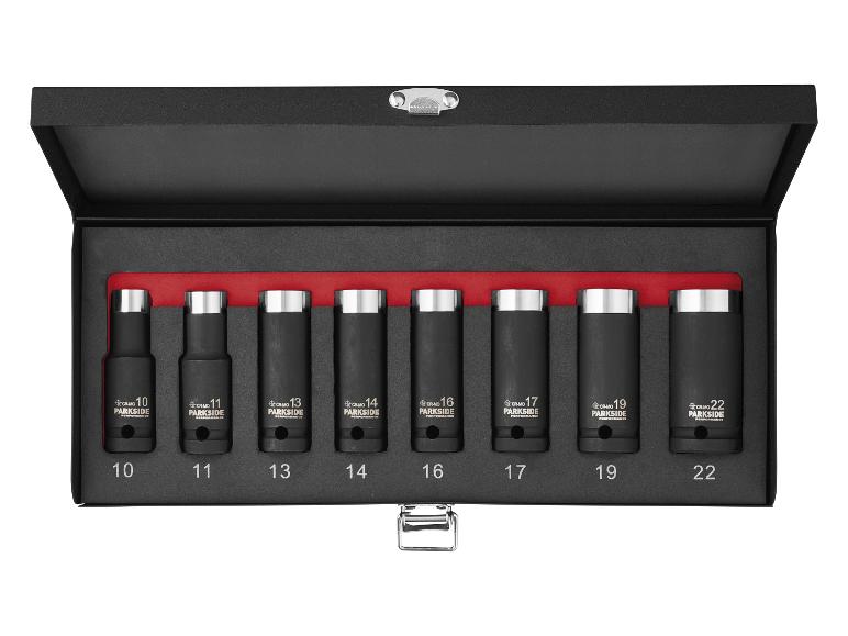 Jeu de 8 douilles à chocs noires, tailles 10 à 22, dans un étui noir doublé de rouge.