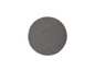 Un tapis rond gris avec une bordure blanche.