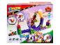 Un circuit de course Magicbox T-Racers Dragon Loop Challenge avec une voiture et un dragon.
