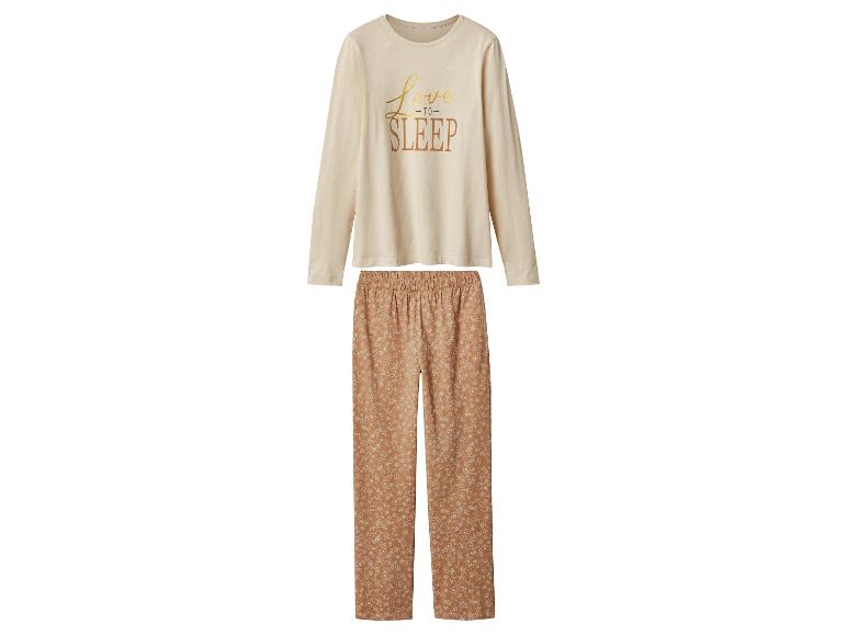 Pyjama beige à manches longues avec texte 'Love to Sleep' et pantalon à imprimé floral.