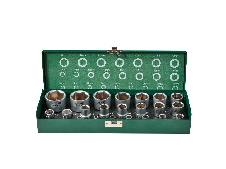 Jeu de douilles Parkside : douilles métriques de 4 à 32 mm dans un coffret vert.