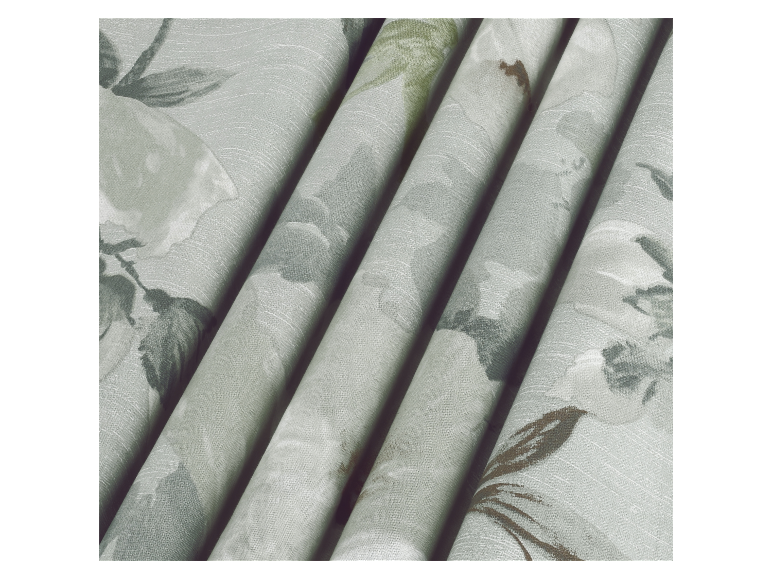 Tissu d'ameublement à motif floral dans des tons gris et verts.