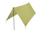 Une tente tarp verte Rocktail avec un poteau.