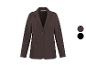 Blazer marron pour femme avec deux boutons et deux poches, présenté avec des échantillons de couleur.