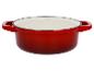 Cocotte rouge en fonte émaillée.