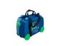 Une valise bleue à roulettes, avec un motif Peppa Pig.