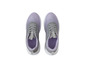 Deux paires de baskets lilas clair avec des lacets gris.