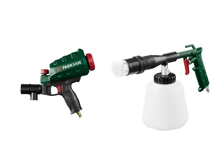 Deux pistolets de nettoyage Parkside: un à air et un avec réservoir à mousse.