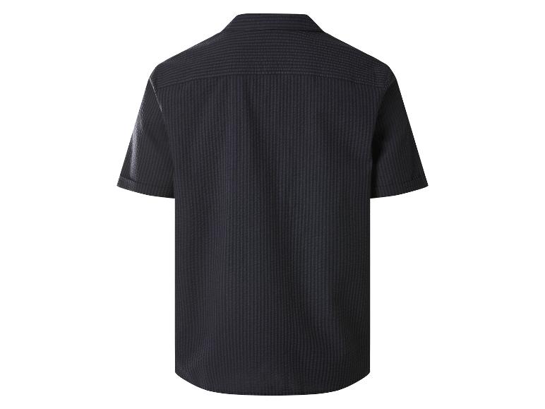 Chemise homme bleu foncé à manches courtes avec motif rayé, vue de dos.