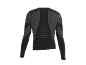 Haut de sport noir à manches longues avec motifs à rayures grises sur le dos et les épaules.