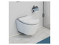 Des toilettes murales blanches avec un couvercle de toilette ondulé dans une salle de bain moderne.