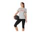 T-shirt et leggings de sport, ballon de fitness.