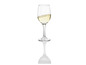 Un verre de vin blanc sur un fond blanc.