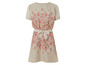 Robe beige à imprimé floral rose et ceinture.
