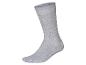 Chaussettes grises, mi-mollet.