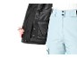 Veste de ski noire et pantalon de ski bleu clair pour homme.
