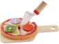 Pizza jouet en bois avec planche à découper et couteau, avec garnitures amovibles.