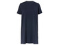 Une robe t-shirt bleu marine.