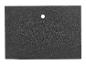 Ardoise noire rectangulaire avec trou, idéale pour présenter des menus ou des informations.