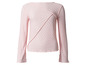 Pull rose à manches longues.