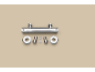 Mitigeur thermostatique de douche chromé avec accessoires de montage sur fond beige.