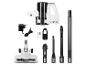 Aspirateur sans fil avec accessoires : chargeur, support mural, tube d'extension et diverses brosses.