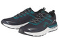 Chaussures de course Drivit noires et vertes.