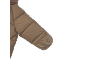 Gros plan d'une manche de veste matelassée marron avec un poignet froncé.
