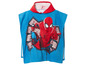 Une serviette de bain bleue avec un motif Spiderman.