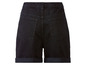 Shorts en jean noir avec ourlet retroussé.