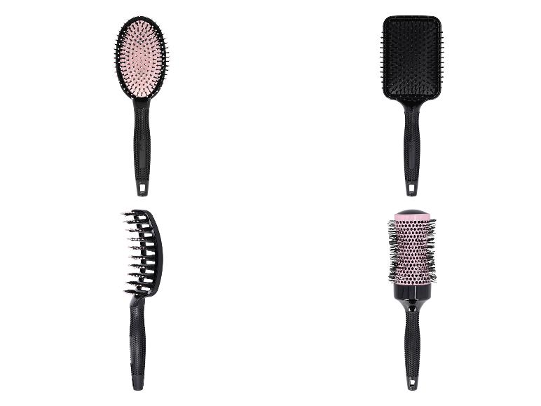 Quatre brosses à cheveux différentes : ovale, carrée, ventilée et ronde.