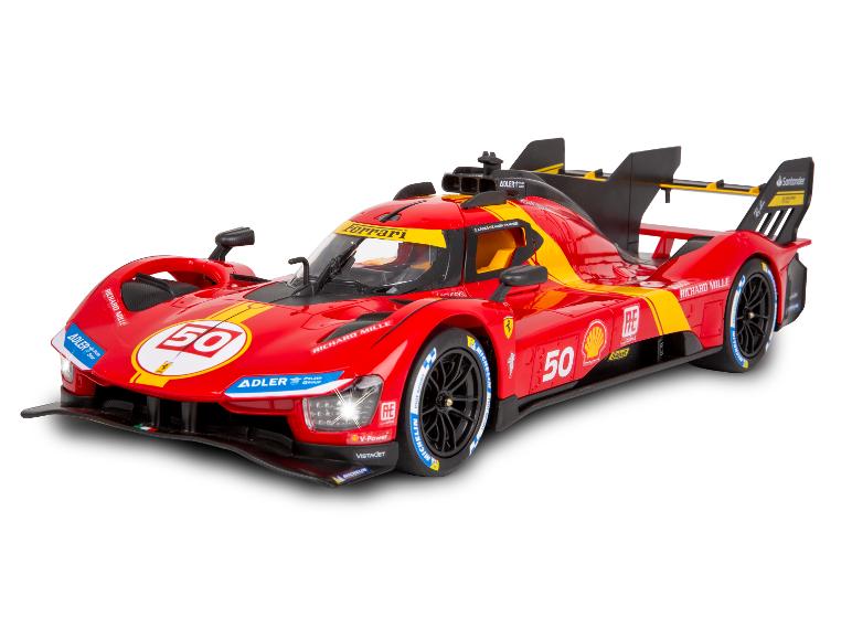Modèle de voiture de course Ferrari numéro 50.