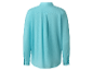Chemise homme bleu clair à manches longues.