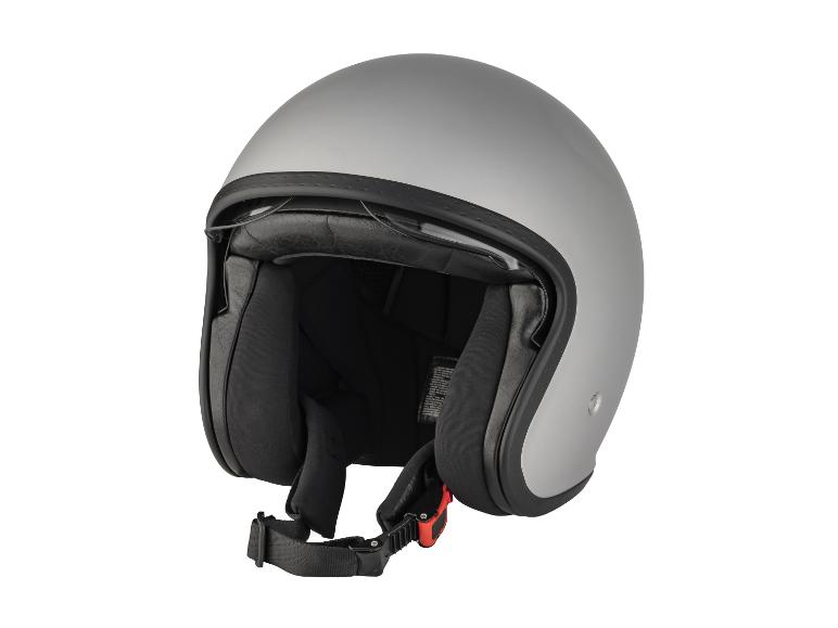 Un casque de moto ouvert gris avec une sangle de menton noire.