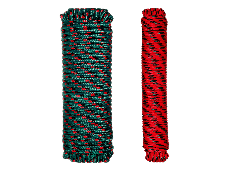 Deux bobines de corde, une vert foncé et une rouge, avec des accents noirs.