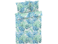 Parure de lit à motif feuilles tropicales dans des tons bleus et verts.