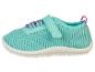Basket turquoise pour enfant, lacets et bride auto-agrippante.