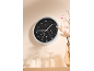 Horloge murale avec thermomètre et hygromètre, affichant l'heure, la température et l'humidité.