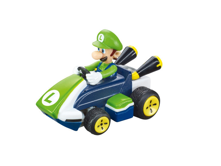 Luigi dans un kart vert avec des roues jaunes.