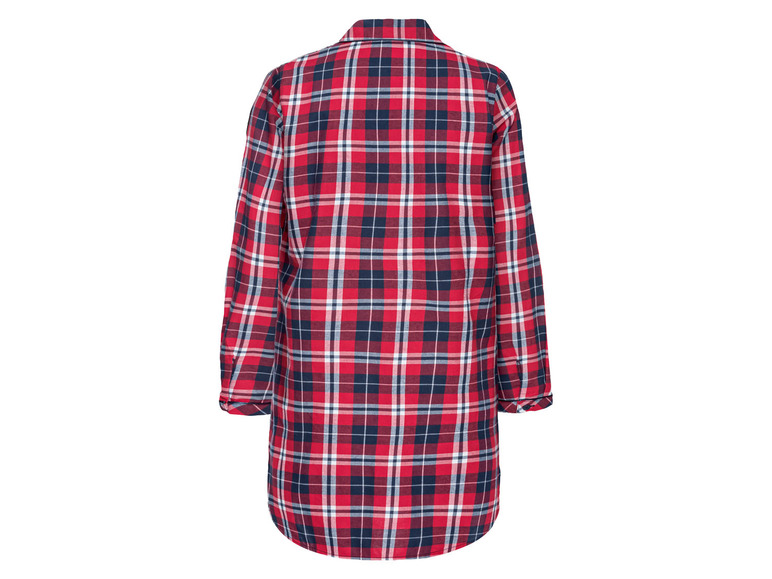 Une chemise à carreaux rouge, blanc et bleu.